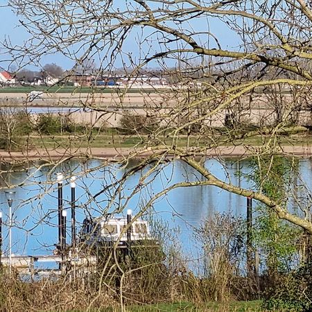 B&B Maaslandje Wijk en Aalburg Eksteriør billede